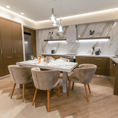 Brand New Elegant Suite Platánion Exterior foto