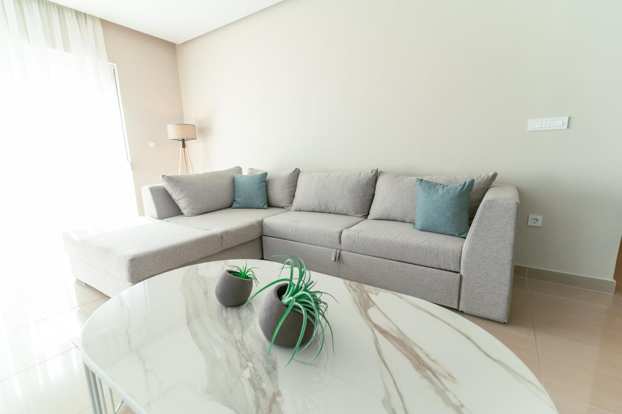 Brand New Elegant Suite Platánion Exterior foto